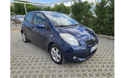 toyota-yaris - 1