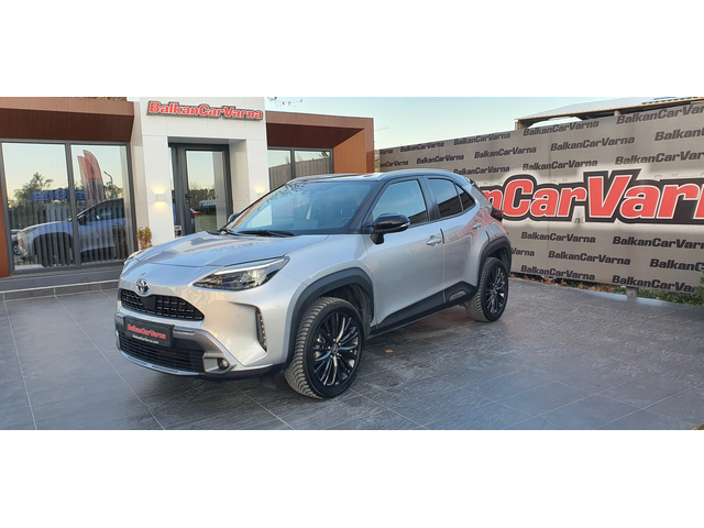 Toyota Yaris Cross 1.5 HYBRID 4WD BI-COLOR Гаранция - автомобили, коли, обяви за нови и употребявани 1