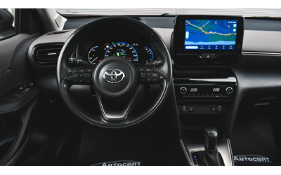 Toyota Yaris Cross 1.5 Hybrid Chic 4x4 Automatic - автомобили, коли, обяви за нови и употребявани 8