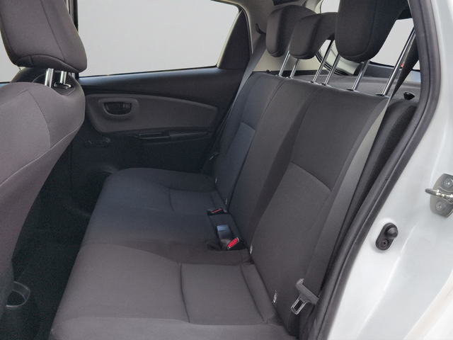 Toyota YARIS HYBRID 1.5E / 75HP EAT E6 - автомобили, коли, обяви за нови и употребявани 11