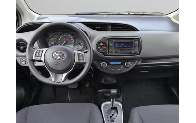 Toyota YARIS HYBRID 1.5E / 75HP EAT E6 - автомобили, коли, обяви за нови и употребявани 10