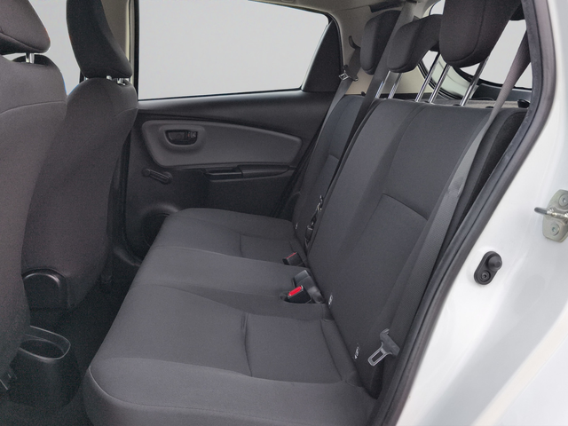 Toyota YARIS HYBRID 1.5E / 75HP EAT E6 - автомобили, коли, обяви за нови и употребявани 11