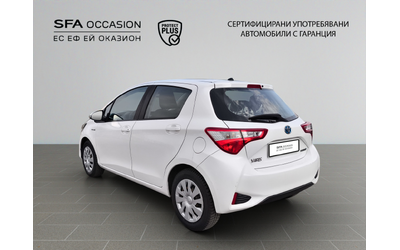 Toyota YARIS HYBRID 1.5E / 75HP EAT E6 - автомобили, коли, обяви за нови и употребявани 6