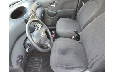 Toyota Yaris verso 1, 3i 86ps FACELIFT ITALY - автомобили, коли, обяви за нови и употребявани 6