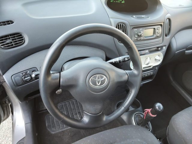 Toyota Yaris verso 1, 3i 86ps FACELIFT ITALY - автомобили, коли, обяви за нови и употребявани 7