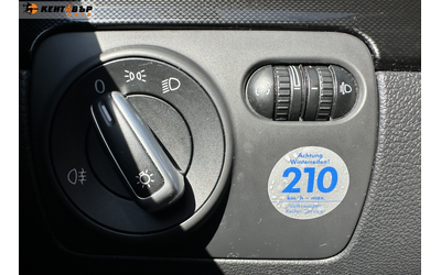 Volkswagen Golf 1.4i 122к.с. - автомобили, коли, обяви за нови и употребявани 13