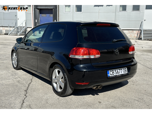 Volkswagen Golf 1.4i 122к.с. - автомобили, коли, обяви за нови и употребявани 2