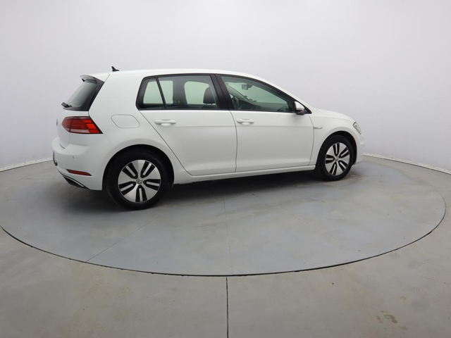 Volkswagen Golf - автомобили, коли, обяви за нови и употребявани 12