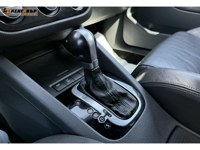 Volkswagen Golf 2.0i 200 к.с. - автомобили, коли, обяви за нови и употребявани 11