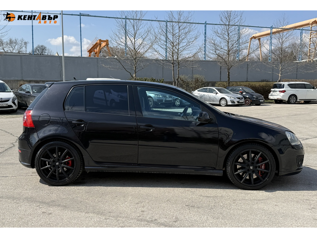 Volkswagen Golf 2.0i 200 к.с. - автомобили, коли, обяви за нови и употребявани 4