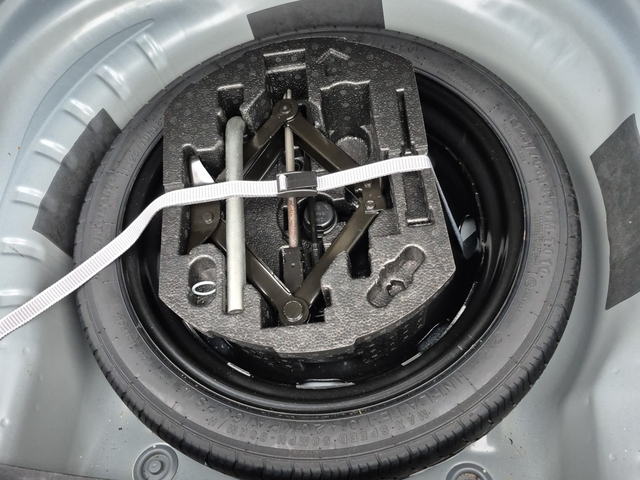 VOLKSWAGEN JETTA 1.5L 4cyl Front Wheel Drive - автомобили, коли, обяви за нови и употребявани 13