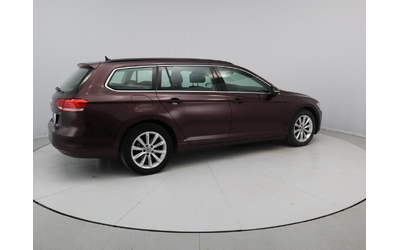 Volkswagen Passat - автомобили, коли, обяви за нови и употребявани 12