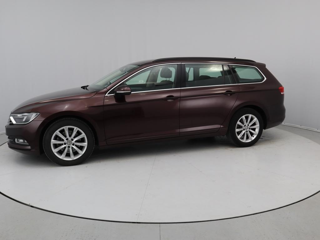 Volkswagen Passat - автомобили, коли, обяви за нови и употребявани 26