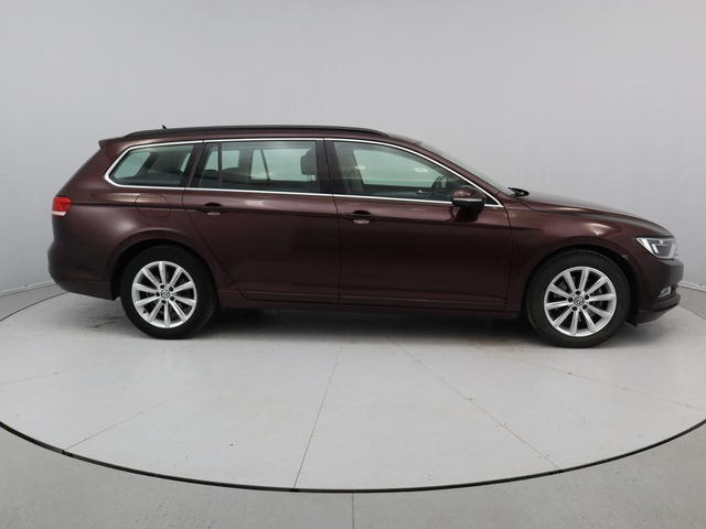 Volkswagen Passat - автомобили, коли, обяви за нови и употребявани 9