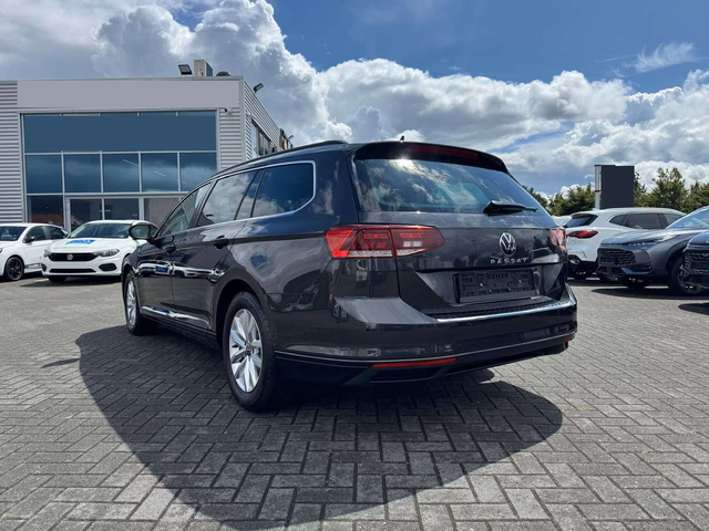 VW Passat Passat - автомобили, коли, обяви за нови и употребявани 7