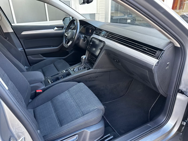 VW Passat Passat - автомобили, коли, обяви за нови и употребявани 10