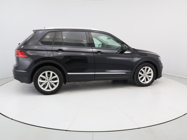 Volkswagen Tiguan - автомобили, коли, обяви за нови и употребявани 12