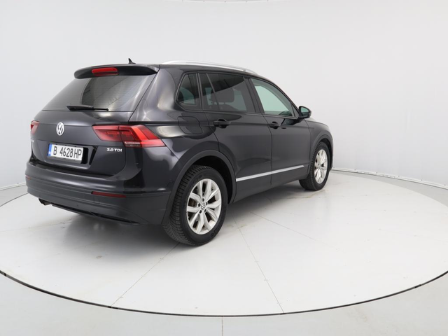 Volkswagen Tiguan - автомобили, коли, обяви за нови и употребявани 16