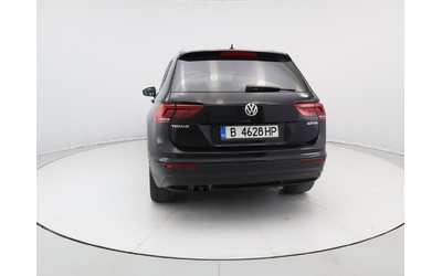 Volkswagen Tiguan - автомобили, коли, обяви за нови и употребявани 21