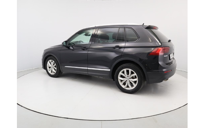 Volkswagen Tiguan - автомобили, коли, обяви за нови и употребявани 26