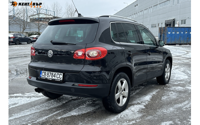 volkswagen-tiguan-2-0i-200-k-s - 3