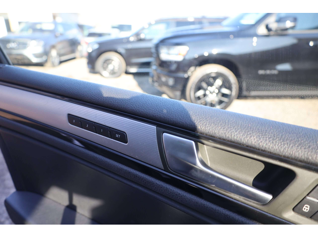 VW Touareg Touareg - автомобили, коли, обяви за нови и употребявани 16