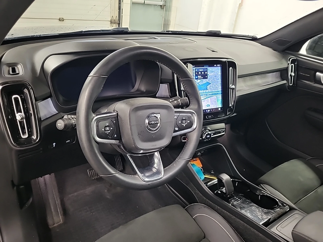 Volvo C40 ULTIMATE - автомобили, коли, обяви за нови и употребявани 8