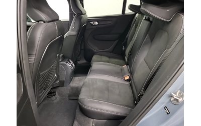 Volvo C40 ULTIMATE - автомобили, коли, обяви за нови и употребявани 9