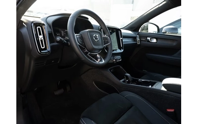 Volvo EX40 Twin Motor AWD Black Edition DISTR MATRIX 360* W/P - автомобили, коли, обяви за нови и употребявани 11