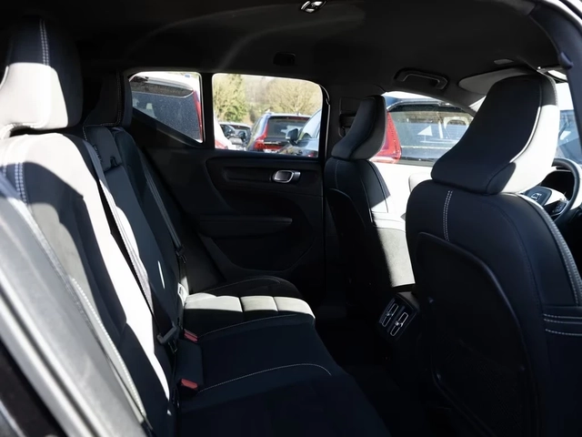 Volvo EX40 Twin Motor AWD Black Edition DISTR MATRIX 360* W/P - автомобили, коли, обяви за нови и употребявани 16