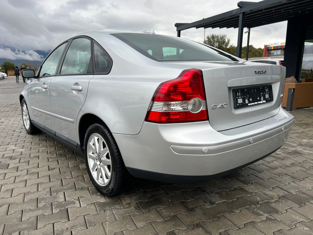 Volvo S40 - автомобили, коли, обяви за нови и употребявани 3