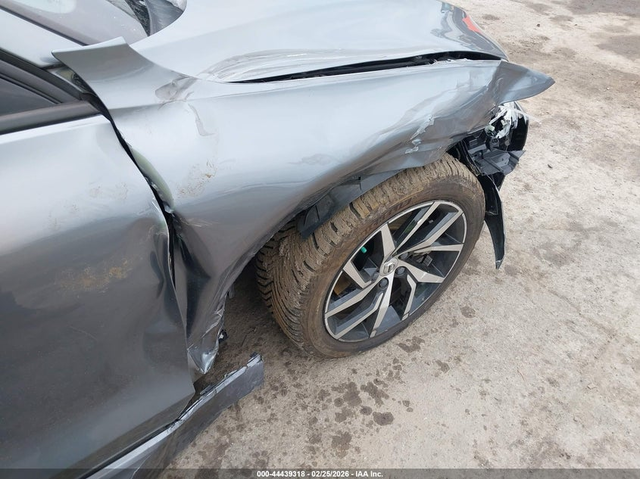 VOLVO S60 2.0L I-4 DI, DOHC, VVT, TURBO, 250HP Front Wheel Drive - автомобили, коли, обяви за нови и употребявани 16