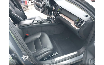 volvo-s60-2-0l-i-4-di-dohc-vvt-turbo-250hp-front-wheel-drive - 4