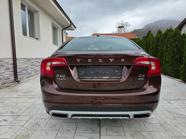 Volvo S60 2.4 D CROSS COUNTRY AWD KATO HOBA - автомобили, коли, обяви за нови и употребявани 5