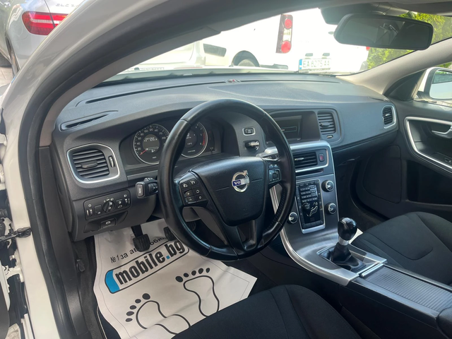 Volvo S60 2.0 D - автомобили, коли, обяви за нови и употребявани 12