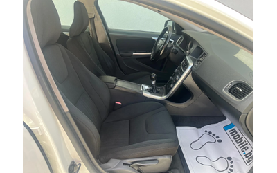 Volvo S60 2.0 D - автомобили, коли, обяви за нови и употребявани 13