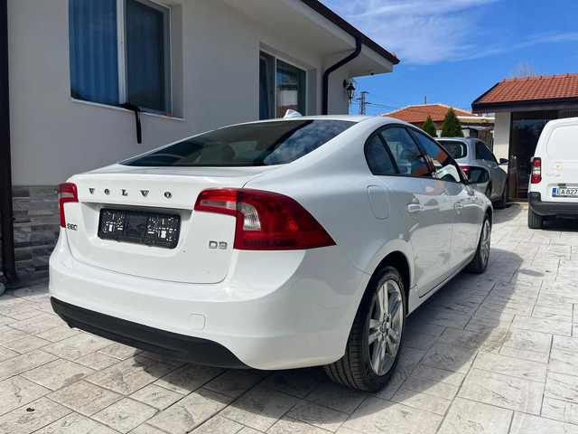 Volvo S60 2.0 D - автомобили, коли, обяви за нови и употребявани 4
