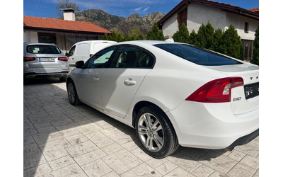 Volvo S60 2.0 D - автомобили, коли, обяви за нови и употребявани 7