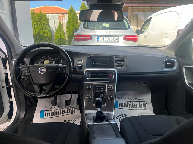 Volvo S60 2.0 D - автомобили, коли, обяви за нови и употребявани 9