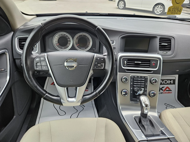 Volvo S60 2.0D-136кс= АВТОМАТ= FACELIFT= NAVI= АВТОПИЛОТ - автомобили, коли, обяви за нови и употребявани 10