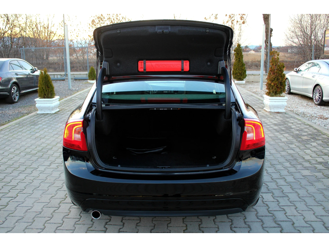 Volvo S60 2.0D СОБСТВЕН ЛИЗИНГ - автомобили, коли, обяви за нови и употребявани 8