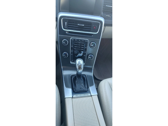 Volvo S60 - автомобили, коли, обяви за нови и употребявани 11