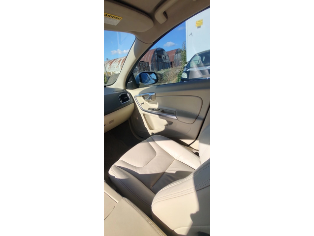 Volvo S60 - автомобили, коли, обяви за нови и употребявани 9