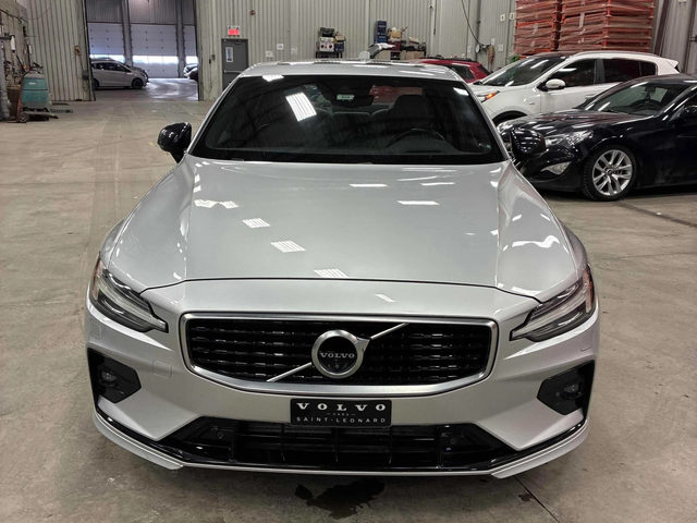 Volvo S60 R-Design* 360камери* Панорама* Дигитал* Подгрев* - автомобили, коли, обяви за нови и употребявани 4