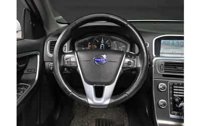 Volvo S60 1.6D - автомобили, коли, обяви за нови и употребявани 12