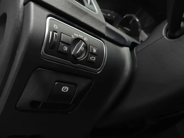 Volvo S60 1.6D - автомобили, коли, обяви за нови и употребявани 13