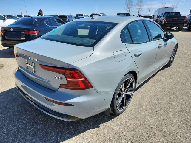 Volvo S60 ULTIMATE DARK THEME| HUD| 360| PANO| 2 KЛЮЧА| - автомобили, коли, обяви за нови и употребявани 2