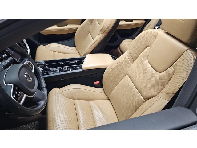 Volvo S60 INSCRIPTION* B&W* 360* МАСАЖ* ОБДУХ* DIS* КРАЙНА Ц - автомобили, коли, обяви за нови и употребявани 9