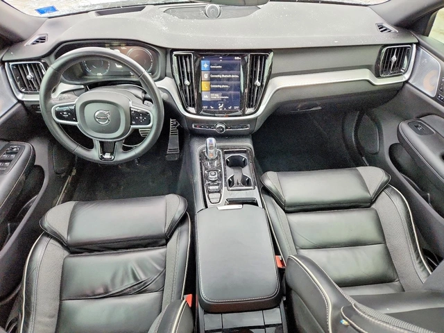 Volvo S60 T8 R-DESIGN* ФУЛ* ЛИЗИНГ - автомобили, коли, обяви за нови и употребявани 7