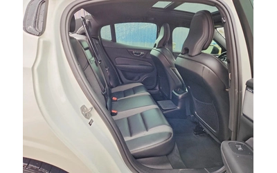 Volvo S60 T8 R-DESIGN* ФУЛ* ЛИЗИНГ - автомобили, коли, обяви за нови и употребявани 9